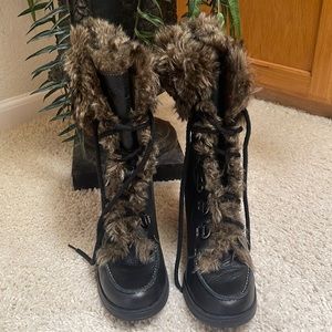 Report boots, size 7.5 , very clean and nice.